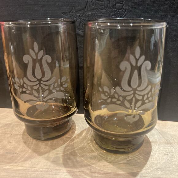 12 Pfaltzgraff Village 4.75" Etched Brown Smoke Libbey Glass 12 oz Tumblers NOS! - Picture 6 of 9